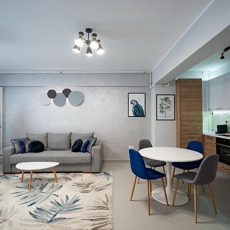 Moonlight Mamaia Apartments Exterior photo