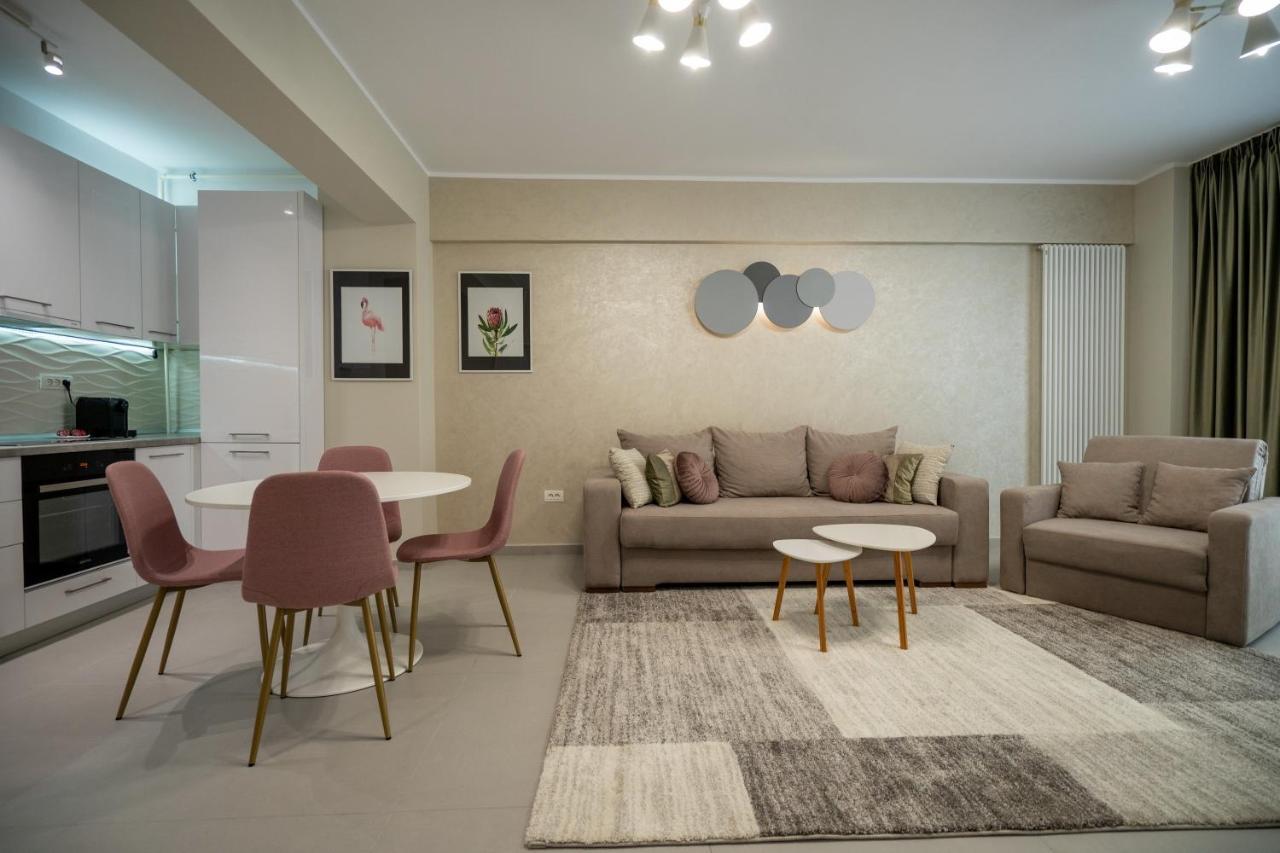 Moonlight Mamaia Apartments Exterior photo