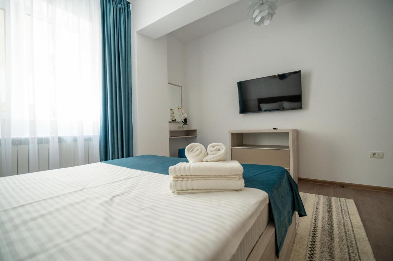 Moonlight Mamaia Apartments Exterior photo
