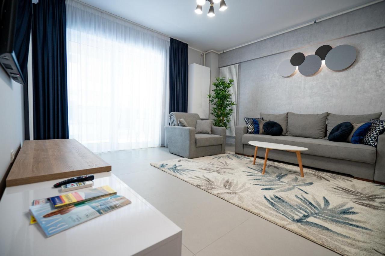 Moonlight Mamaia Apartments Exterior photo