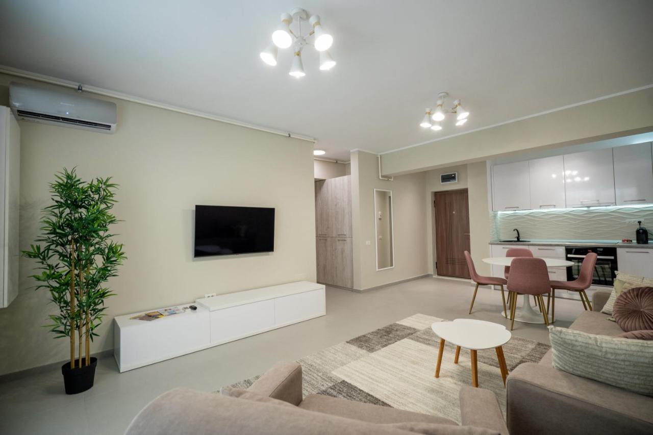Moonlight Mamaia Apartments Exterior photo